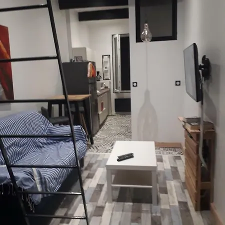 Studio En Plein Coeur De Appartement Sète